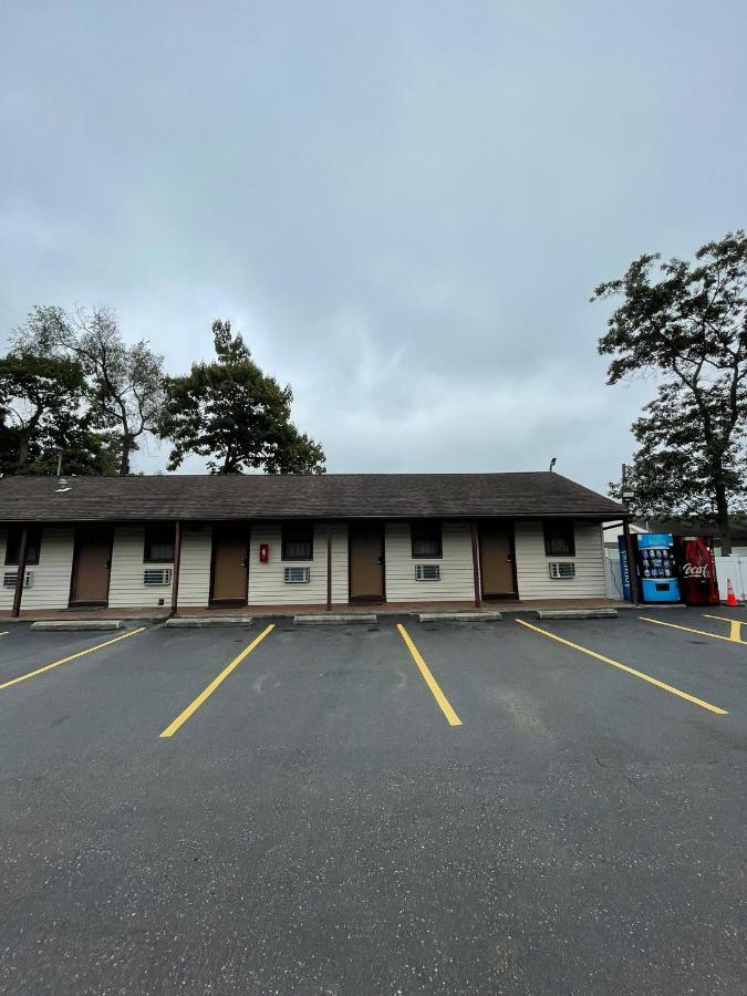 112 Motel Medford Exteriör bild